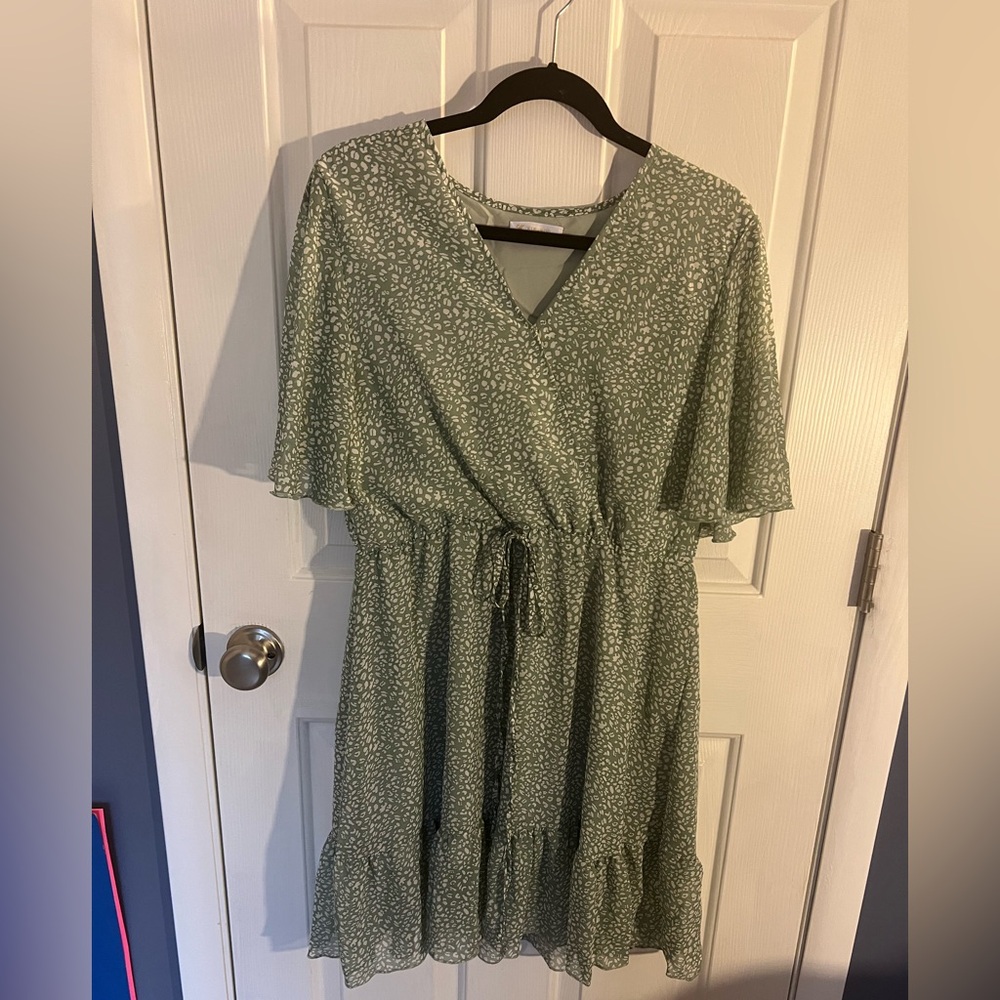 Green Patterned Dress- Size Large- Kirundo